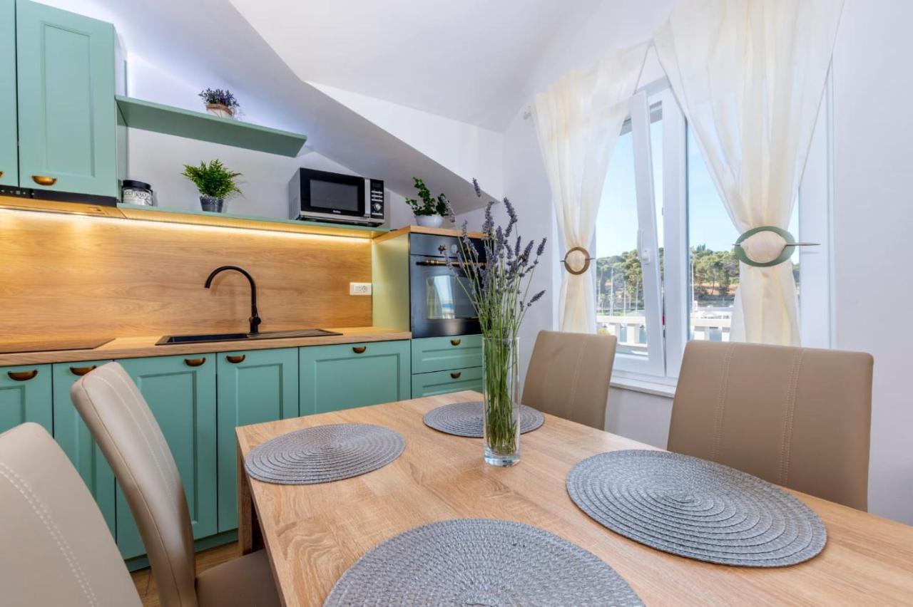 Balkun Appartement Maslinica Buitenkant foto